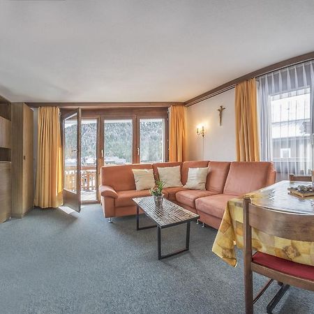 Apartments Bergrose Saas-Fee Zimmer foto
