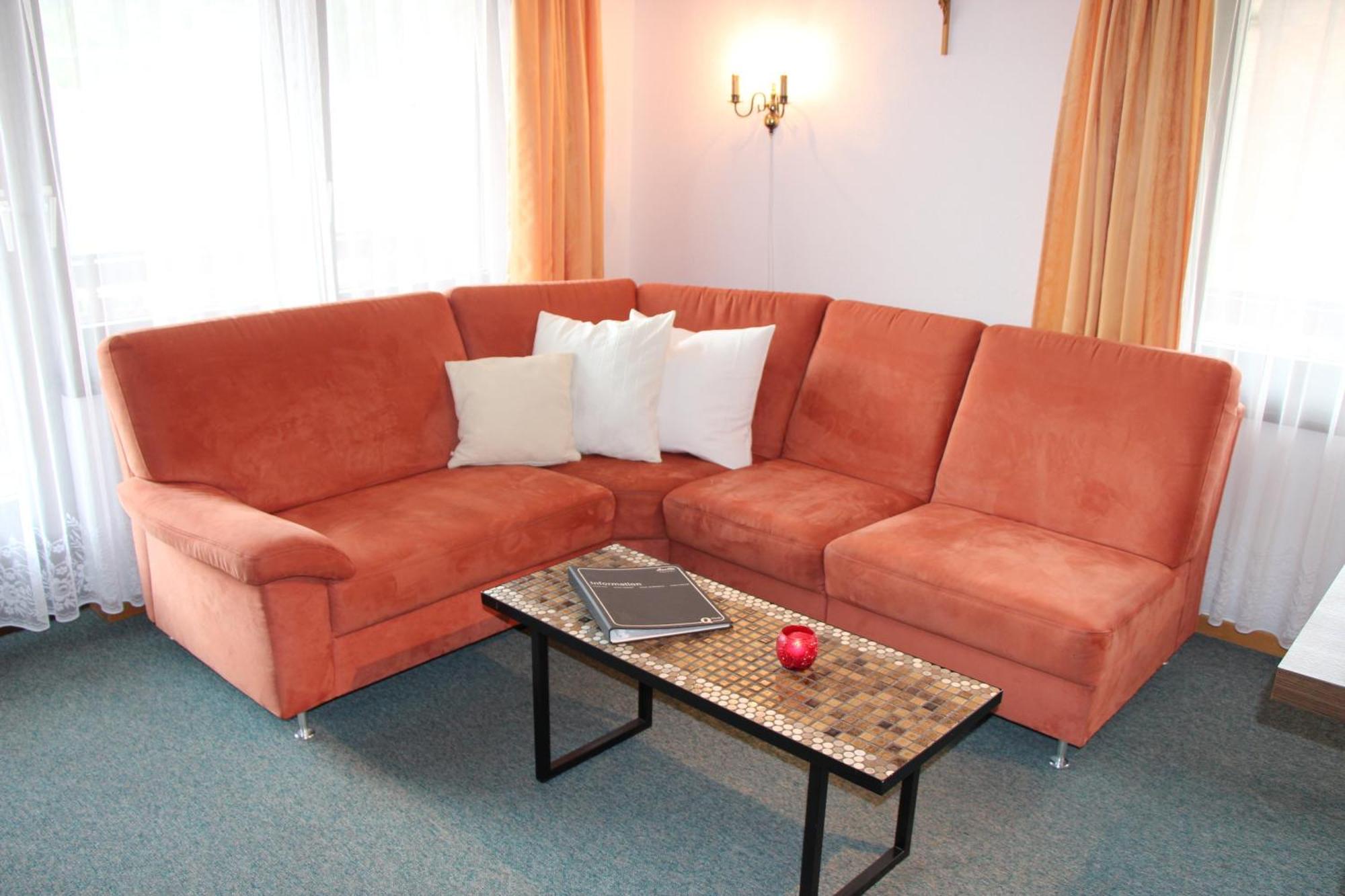 Apartments Bergrose Saas-Fee Zimmer foto